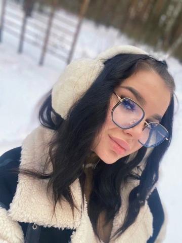 Проститутка Доминика